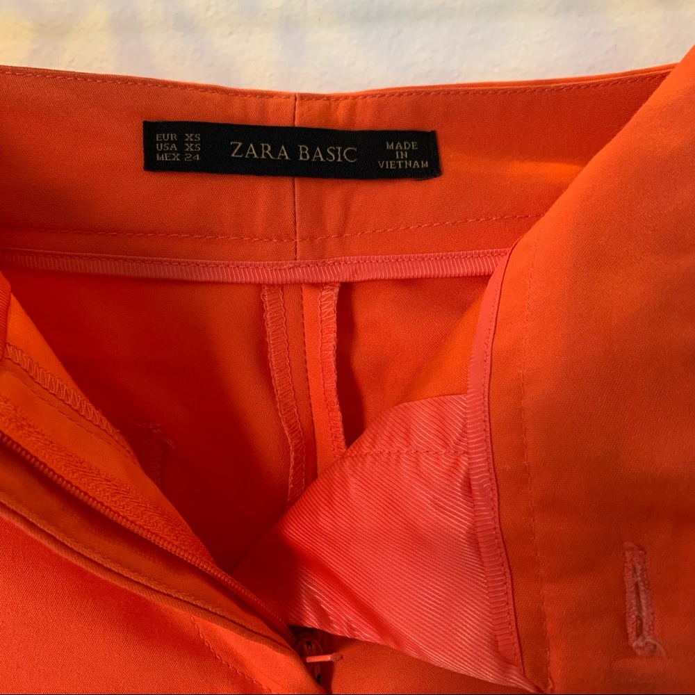 ๐ ZARA Basic Orange Colour Shorts - Picture 5 of 15